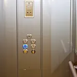 فندق مبيت وإفطار Nina 3*