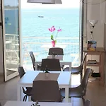 Nina Giardini-Naxos